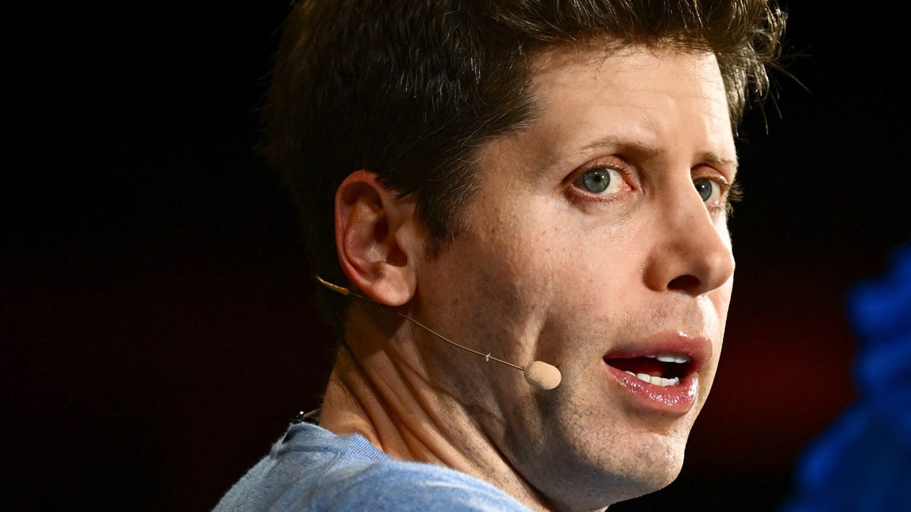 OpenAI : Sam Altman, créateur de ChatGPT, reprend son poste de PDG