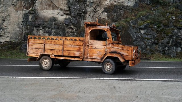 Hurda malzemelerle yaptı! 35 bin lira harcadı