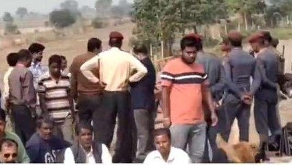 सागर: रिफाईनरी प्रबंधन ने बंद किया आमरास्ता,जमकर मचा बबाल