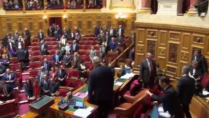 Suivez en direct les questions au gouvernement au Sénat