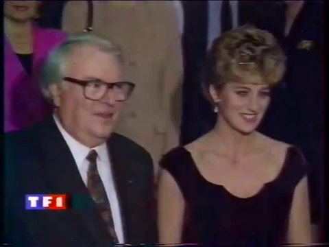 TF1 - 15 Novembre 1992 - Pubs, teasers, JT Nuit, météo (Alain Gillot-Pétré), début Le Vidéo Club