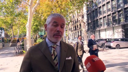 Sofia Palazuelo se reencuentra con su padre, con el que no tiene relación, en la Audiencia Nacional