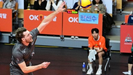 '링컨 17점' 대한항공, OK금융그룹에 3대 0 완승 / YTN