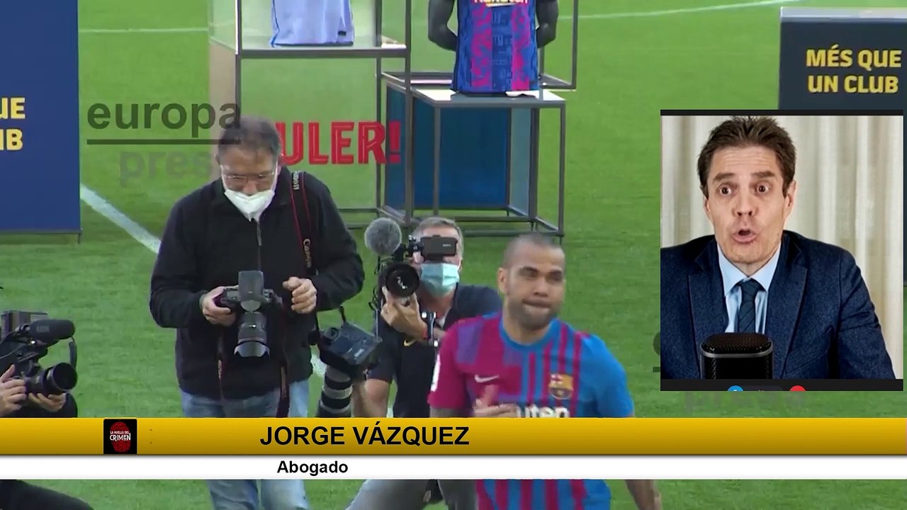 Dani Alves (presuntamente) abofeteó a la chica de 23 mientras y la obligó a decir "soy tu putita"