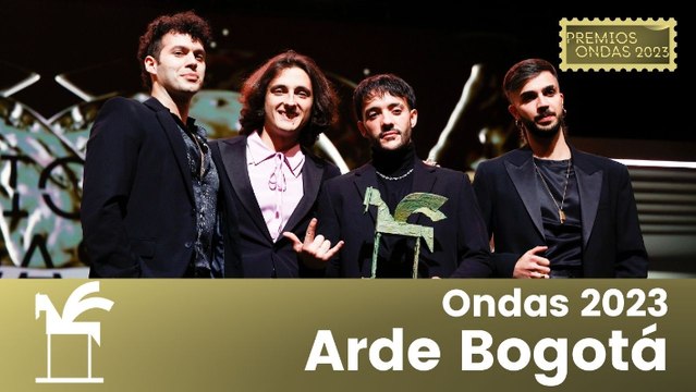Si algo tiene de 'fenomenal' lo que hacemos es la gente que está detrás. Esa gente que nos sigue, que nos defiende la que hace que esto funcione : Arde Bogotá agradece su Premio Ondas como fenómeno musical del año a su público
