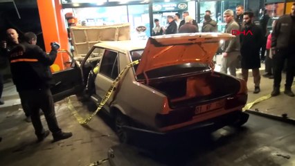 Adana'da Kuruyemiş Dükkanı Sahibi Otomobil Kazasında Hayatını Kaybetti