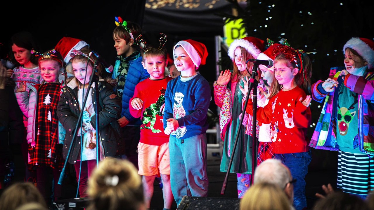 Amazing photos from the Farnham Christmas Lights Switchon 2023 video