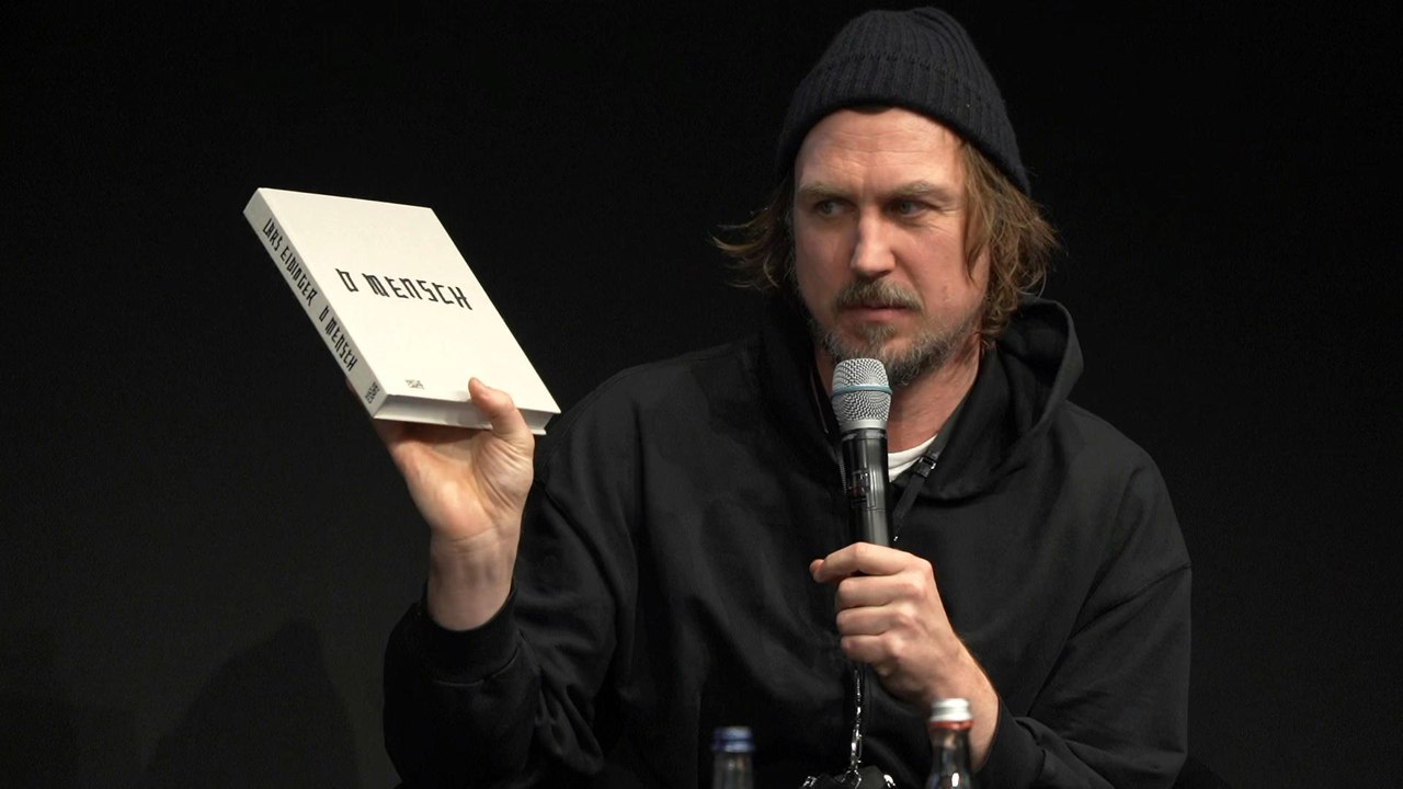 Art Cologne 2023 Art Talks: Lars Eidinger in Conversation With Elke Buhr