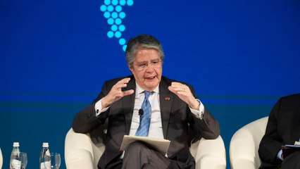 "Lasso tenía un sentido de dignidad y orgullo que fue la principal causa de sus errores": Carlos Vera, periodista de opinión