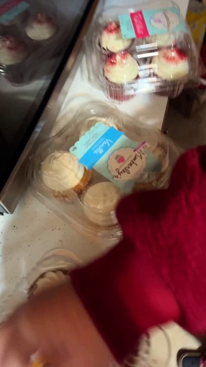 kimberly's vanilla cupcake