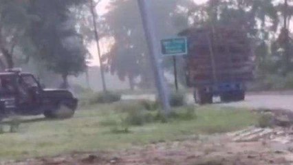 सीतापुर: लकड़ी से भरी ट्राली से अवैध वसूली का वीडियो वायरल