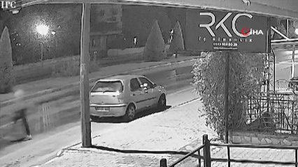 Kaza anı güvenlik kamerasına yansıdı