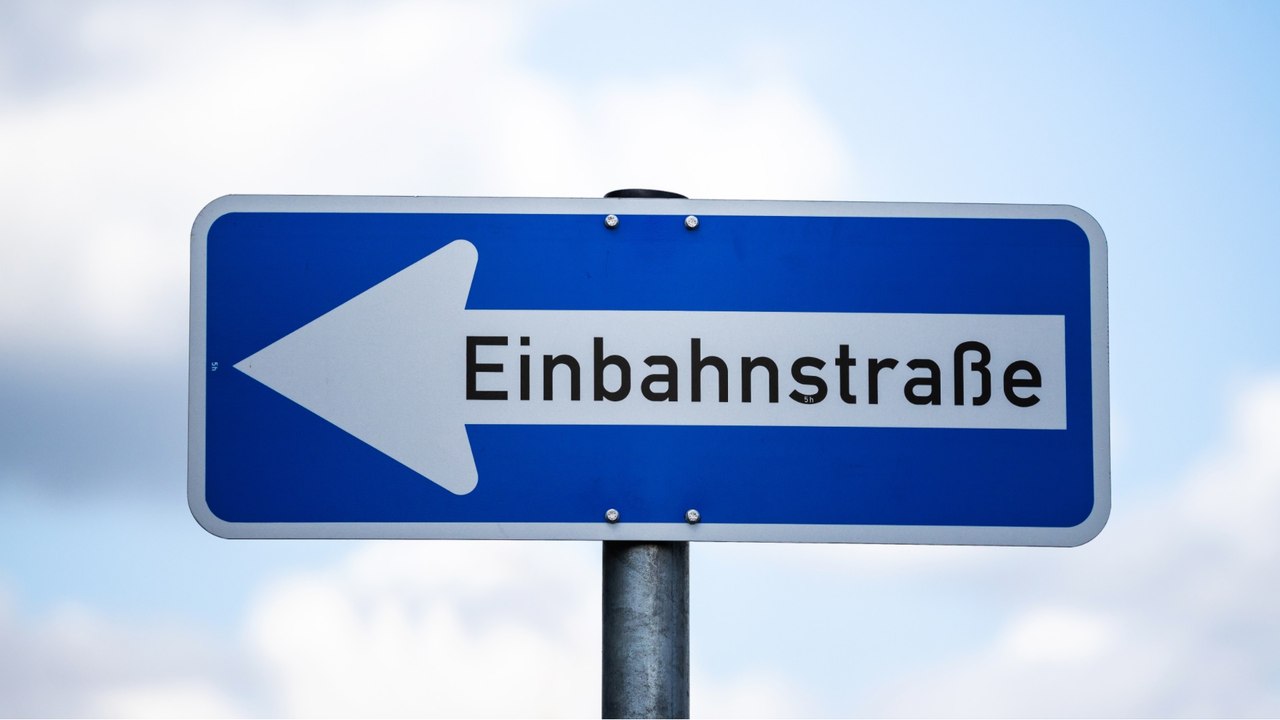 Bgh: rückwärtsfahren in einbahnstraße entgegen fahrtrichtung verboten