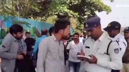 इंदौर: यातायात पुलिस ने हेलमेट सीट बेल्ट को लेकर दिखाई वाहन चालकों पर सख्ती