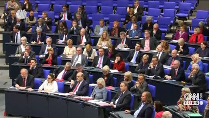 Alman vekilden Erdoğan’a övgü