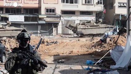 Download Video: Gaza, i soldati israelini percorrono i tunnel sotto l'ospedale al-Shifa utilizzati da Hamas