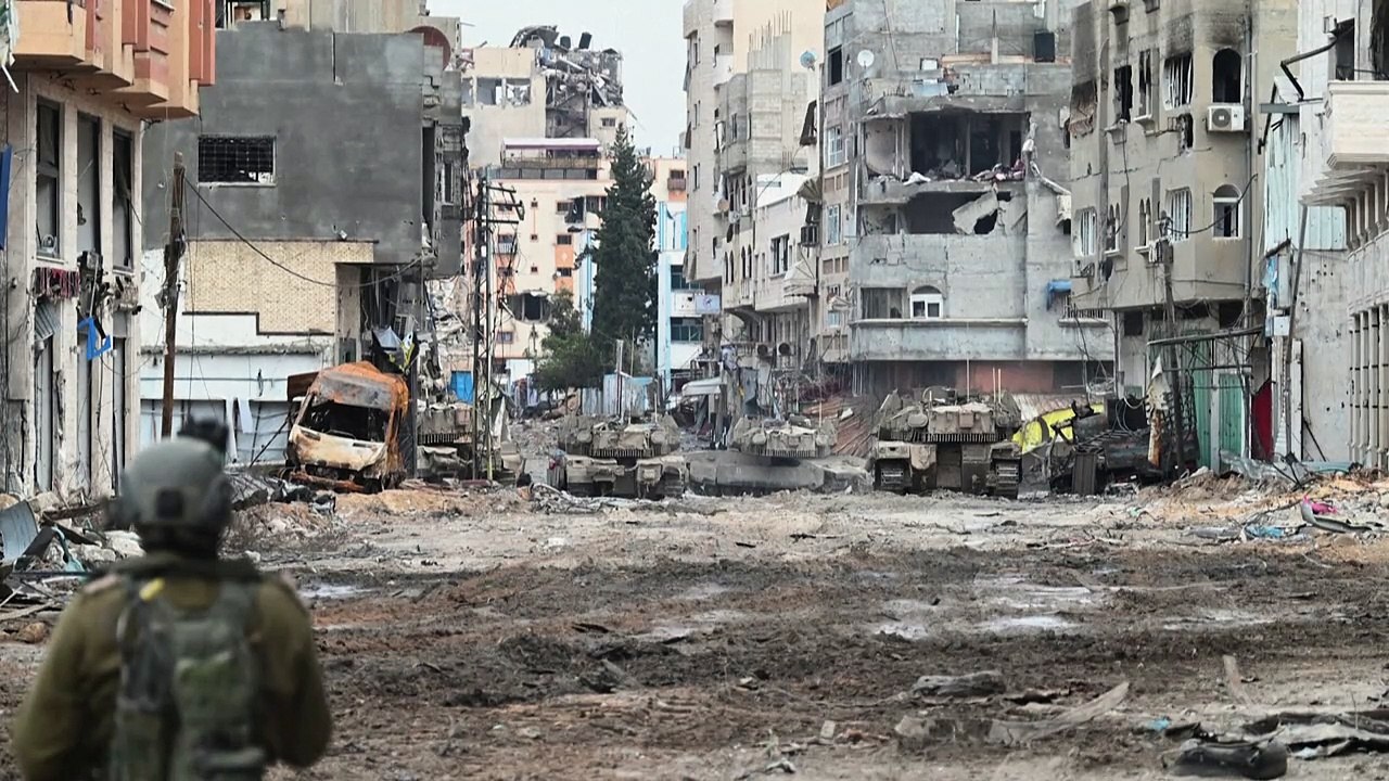 Israelische Armee zeigt Reportern Tunnelsystem unter Al-Schifa-Krankenhaus