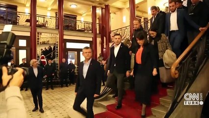 Özel'den "Pervin Chakar" açıklaması: “Pişman değilim”