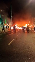 Dublin'de bıçaklı saldırı: Göstericiler sığınmacı karşıtı sloganlarla sokağa indi