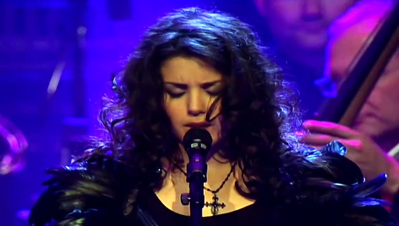 KATIE MELUA — The Closest Thing To Crazy – Live – (Batt) ● Katie Melua With The Stuttgart Philharmonic Orchestra · (2009)