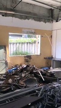 VÍDEO: condições precárias de prédio interditado da Transalvador chamam atenção