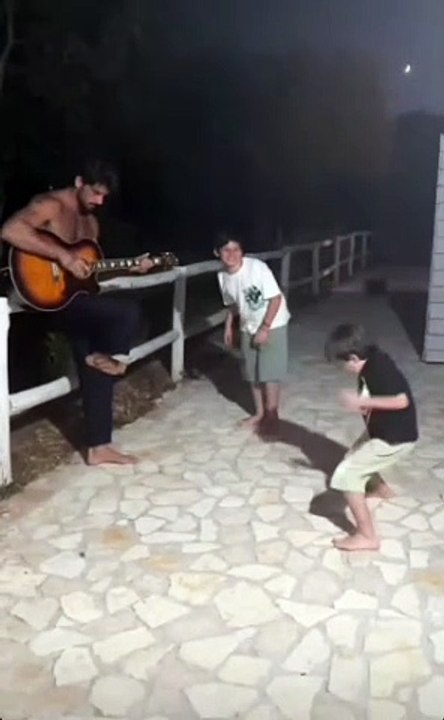 Michelle morrorne with his 2 boys