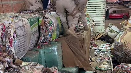 PRF aborda caminhão com lâmpada queimada e encontra mais de 2 toneladas de maconha