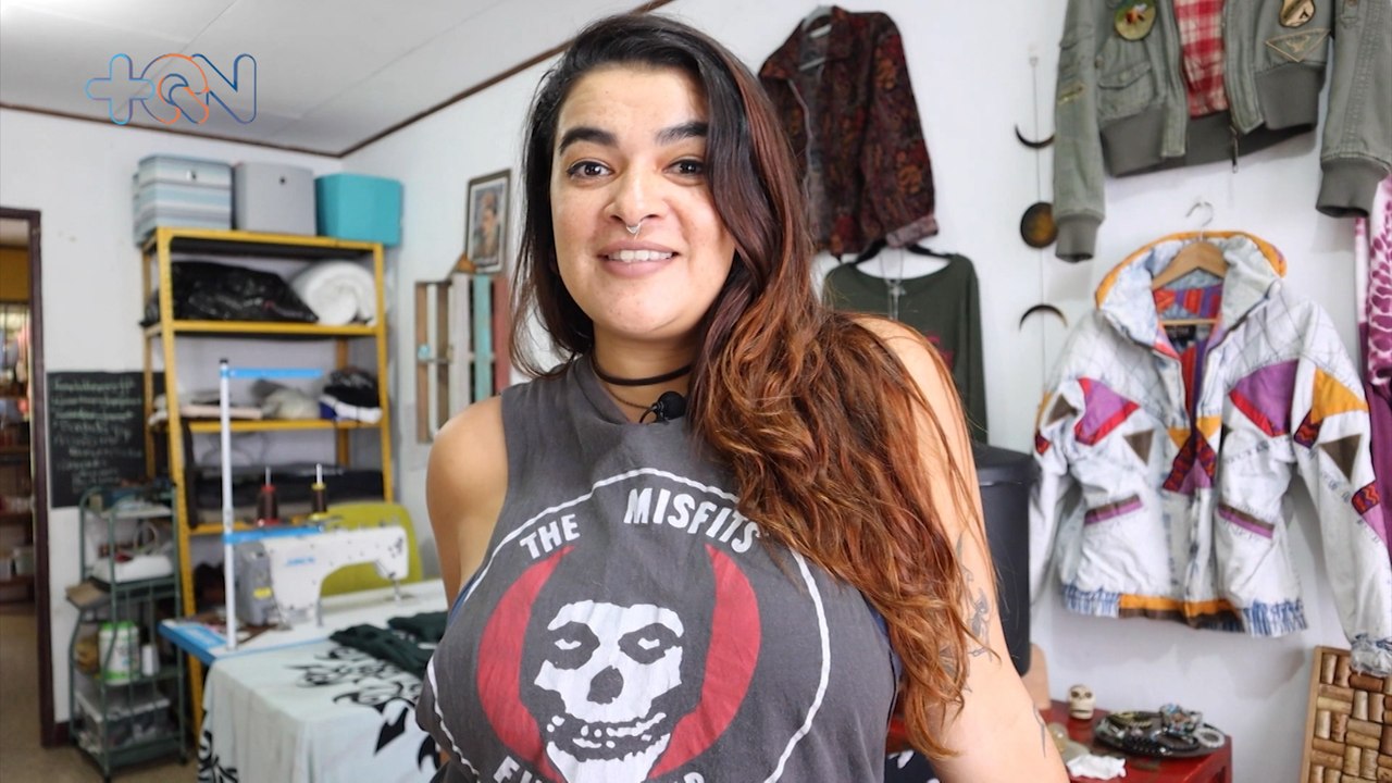 Descubre la Sagrada locura de una Diseñadora Gráfica y Costurera.   qn-Descubre la Sagrada locura de una Diseñadora Gráfica y Costurera.-231123