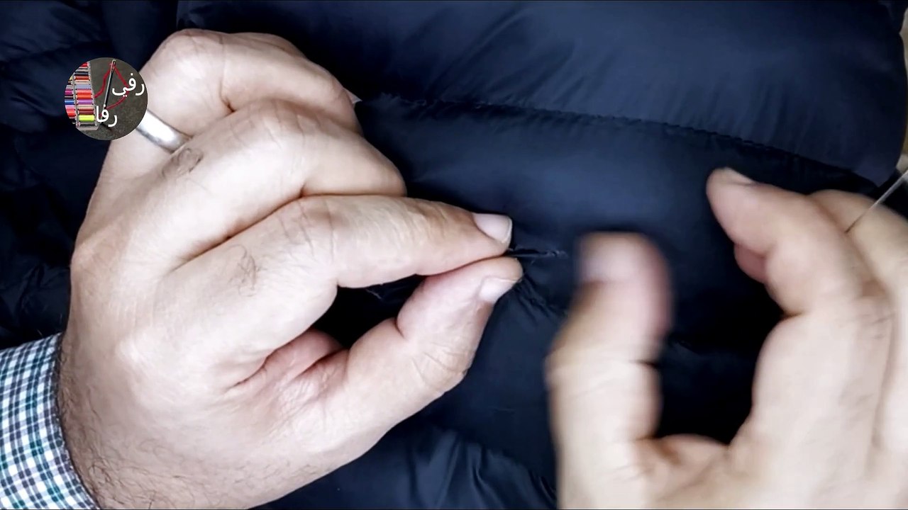 The easiest way to treat a bumper jacket with a cut in the back.