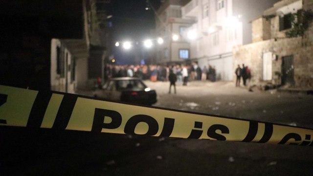 Gaziantep’te gelinin eski eşi düğünü bastı, dehşet saçtı