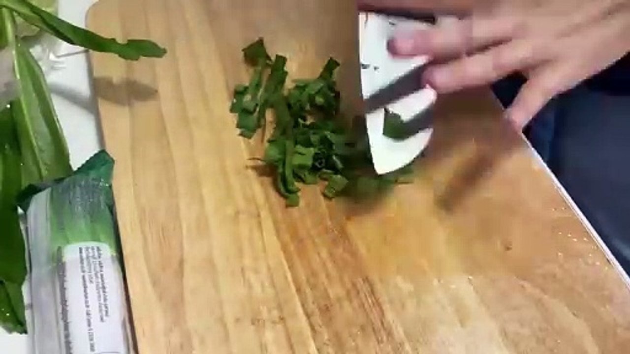 Spicy pork salad with fermented fish sauce