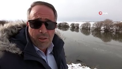 Ardahan'da Nehir Yüzeyi Kısmen Dondu