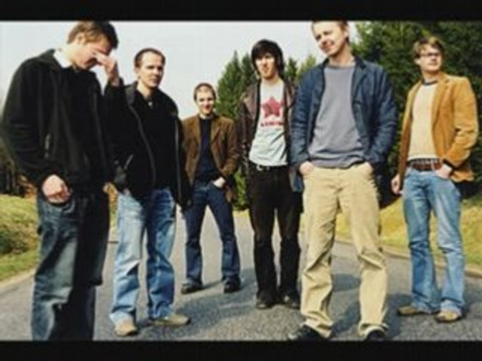 Girls In Hawaii - Café de  la Danse - Joking