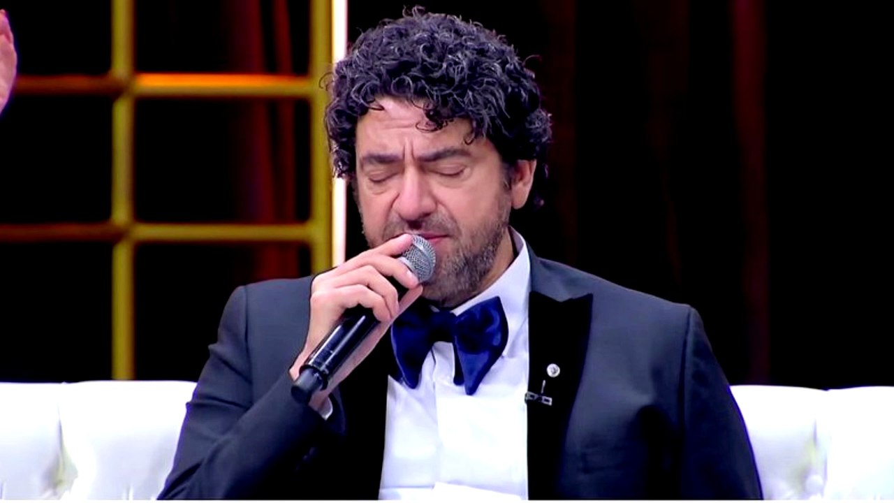 Hakan Taşıyan Sende Yıkıl
