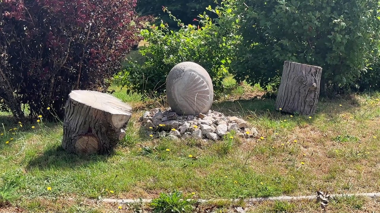 Le chemin vers Saint-Jacques de Compostelle dans la Loire 2/3
