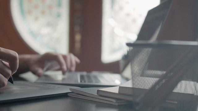 Prime de Noël : montant, conditions et date de versement