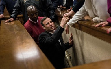 Download Video: Oscar Pistorius : sa demande de liberté conditionnelle accordée, l'athlète sortira de prison le 5 janvier