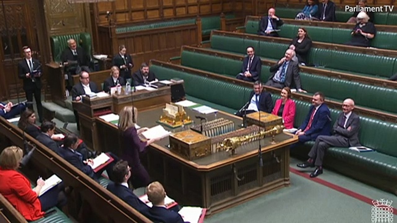 Esther McVey and Alison McGovern clash in House of Commons