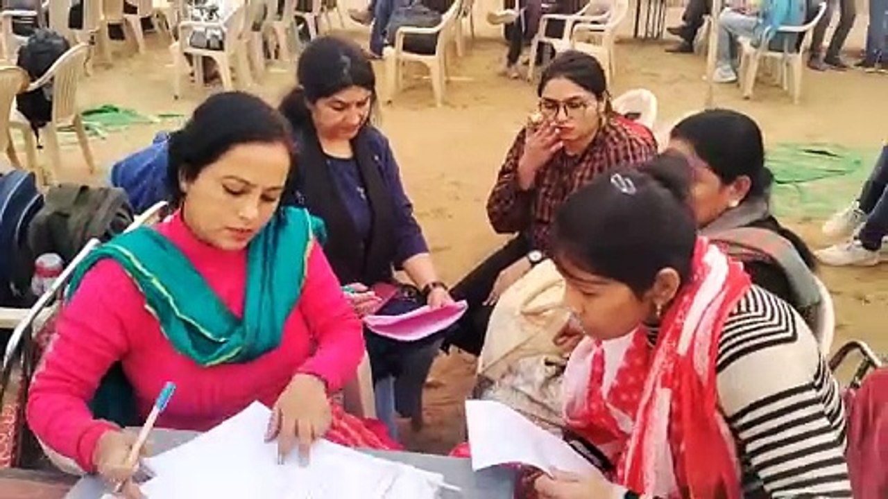 पॉलिटेक्निक कॉलेज से 1950 टोलियां मतदान केन्द्रों के लिए हुई रवाना