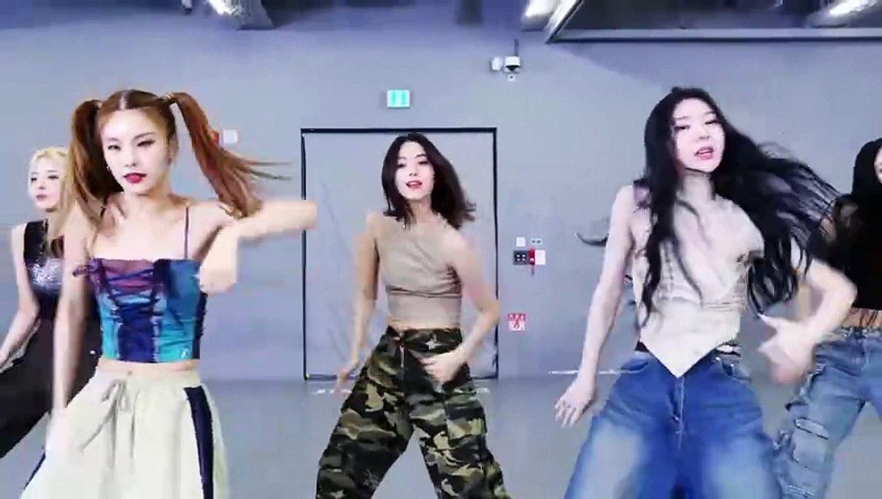 ITZY - _CAKE_ Dance Practice Mirrored [4K](1080P_60FPS)