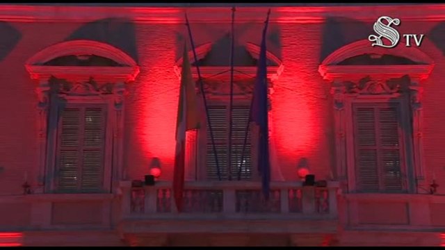 Senato si colora di rosso per la Giornata contro violenza alle donne