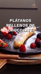 Plátanos rellenos de chocolate envueltos en hojaldre