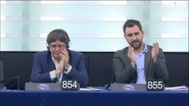 El aplauso compartido del PSOE con Puigdemont y Comín al discurso de ERC en el Parlamento Europeo sobre el Estado de Derecho en España
