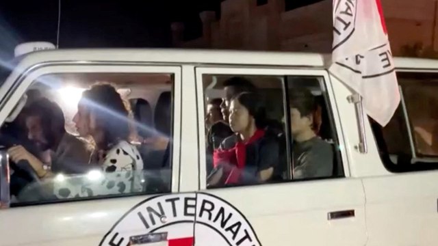 Guerre Israël-Hamas : 24 otages, dont 13 israéliens, et 39 prisonniers palestiniens libérés