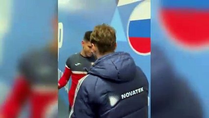 Rus oyuncu forma değiştirmek istedi ama aldığı cevap şok ediciydi!