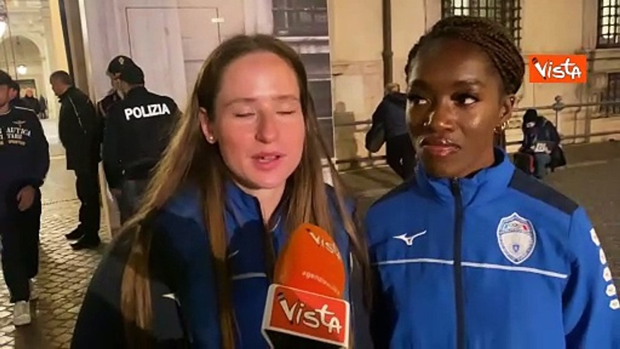 Violenza su donne, due giovani atlete delle Fiamme Azzurre a Palazzo Chigi: "Un segnale importante"