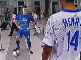 Henry Lampard VS Cesc Ronaldinho Beckham On Pepsi