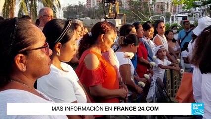 AMLO promete reconstruir Acapulco