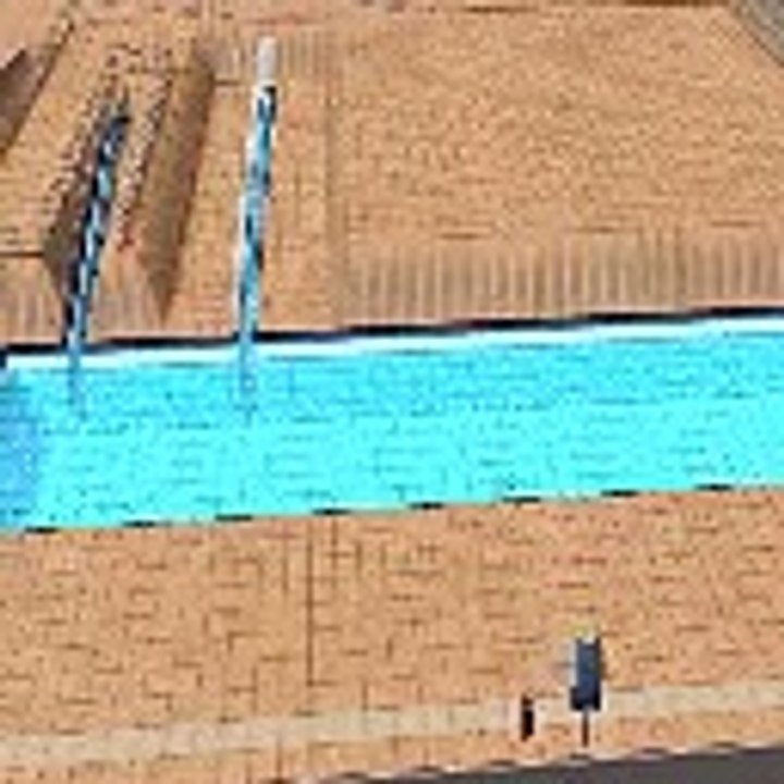 contentinstaller49 - Sims 2- How to make waterpark businesses- part 1