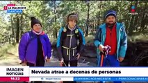 Nevadas atraen a decenas de personas al Parque Nacional de La Malinche